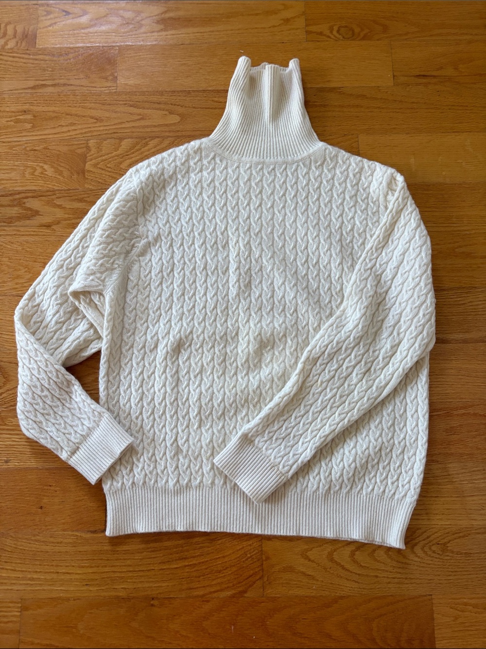 Women's Cashmere Cream Cable Knit Turtleneck Sweater